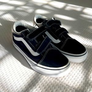 Vans kid shoes